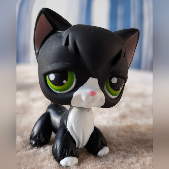 Littlest Pet Shop Cat - Picture 2 of 4
